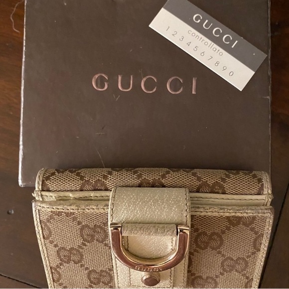 Gucci Wallet - Picture 1 of 4